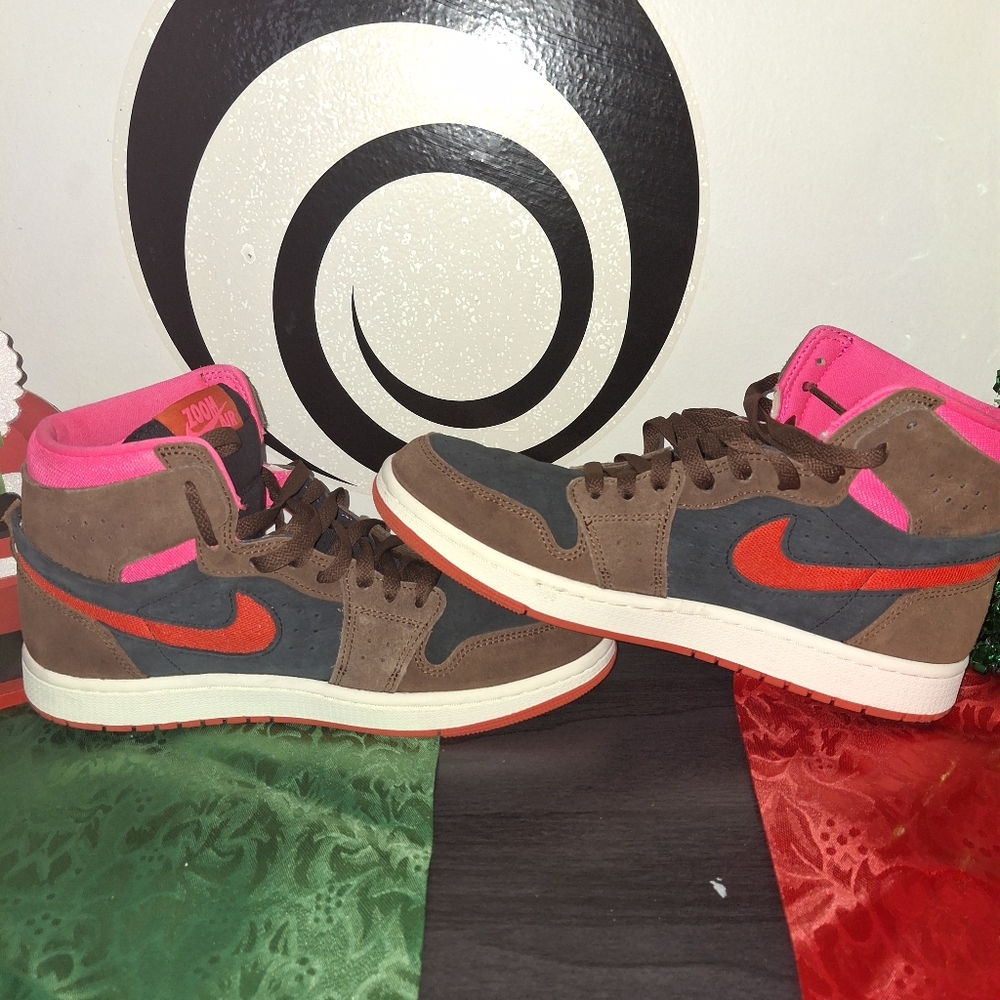 womens Air Jordan one Zoom.